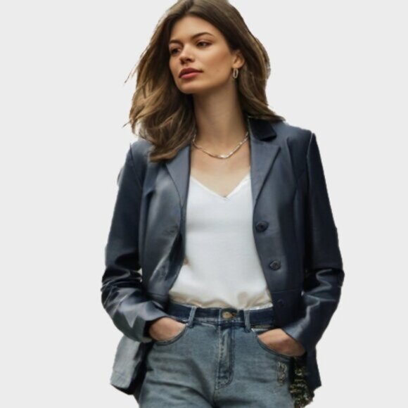 Danier Navy Leather Jacket - Picture 2 of 16